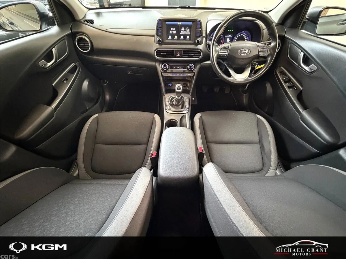 Hyundai KONA MPV, Petrol, 2019, Grey