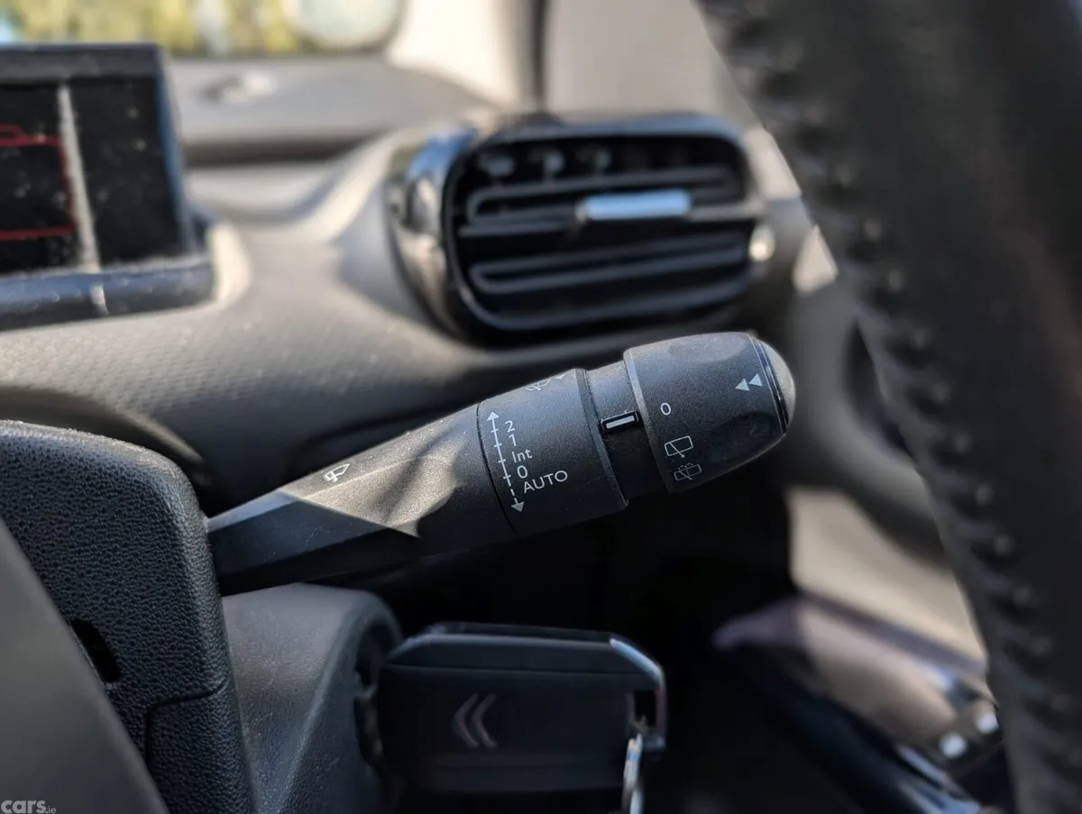 Citroen C4 Cactus Hatchback, Petrol, 2018, Black