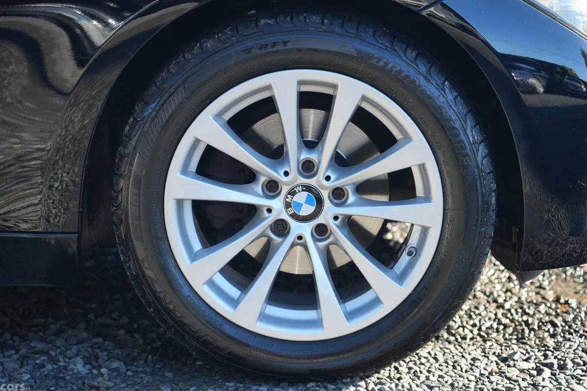 BMW 3-Series Saloon, Diesel, 2015, Black