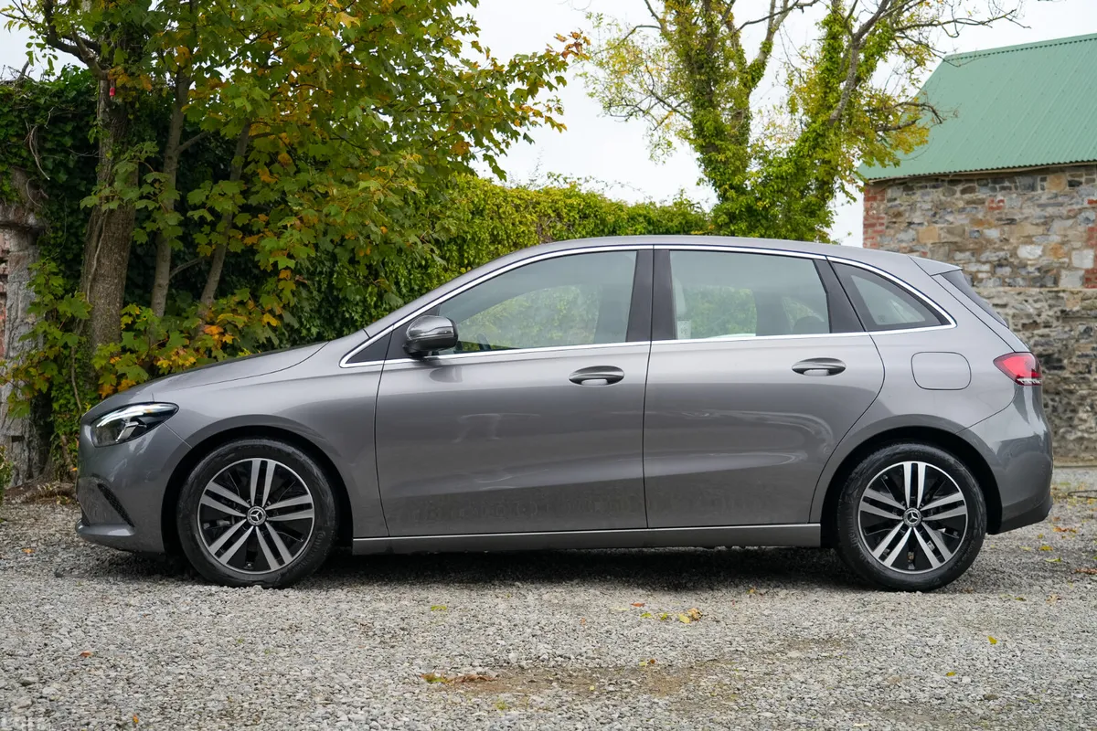 Mercedes-Benz B-Class MPV, Diesel, 2023, Grey