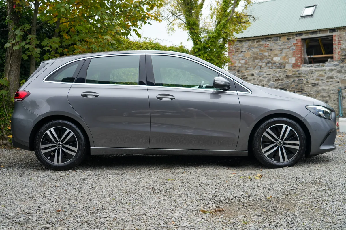 Mercedes-Benz B-Class MPV, Diesel, 2023, Grey