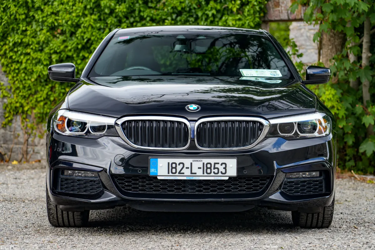 BMW 5-Series Saloon, Petrol Plug-in Hybrid, 2018, Black