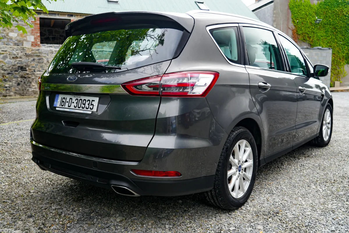 Ford S-Max MPV, Diesel, 2016, Grey