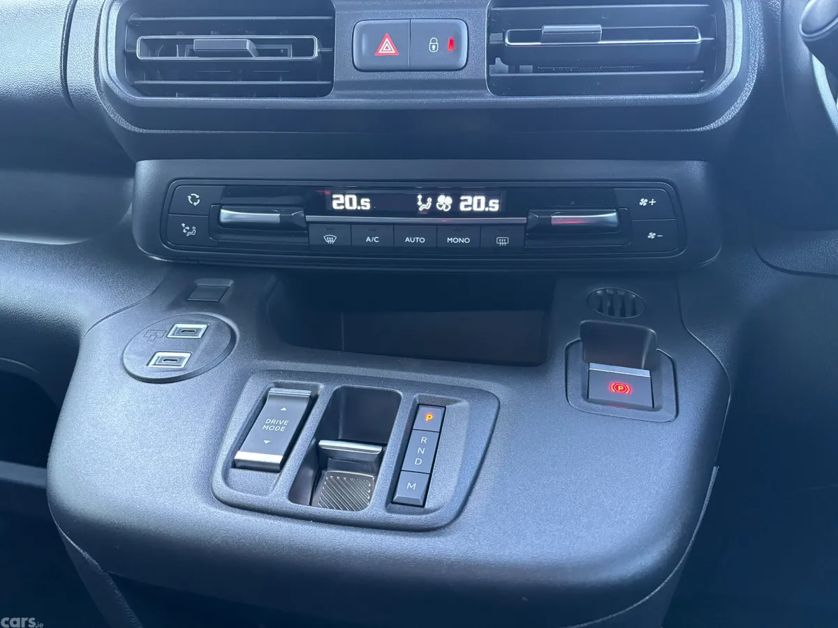 Citroen Berlingo MPV, Diesel, 2027, Grey