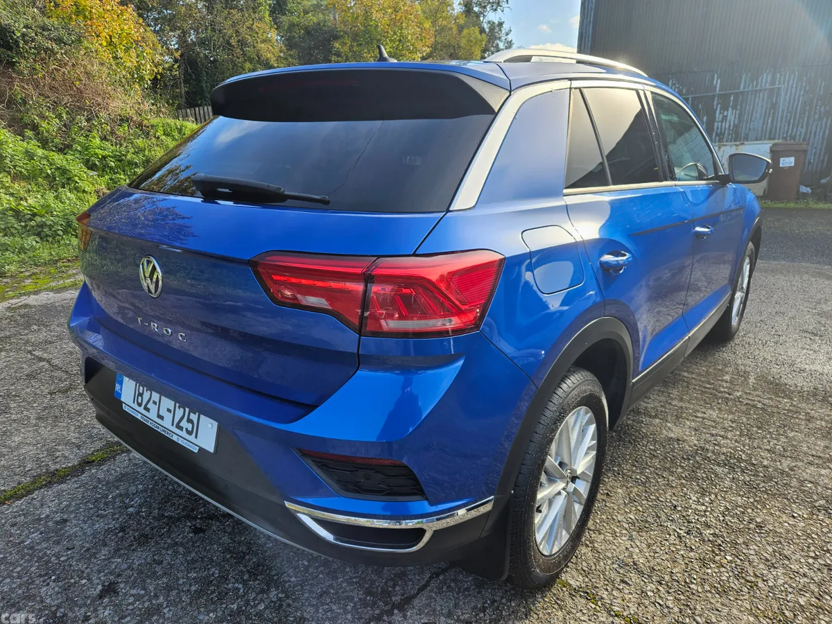 Volkswagen T-Roc SUV, Diesel, 2018, Blue