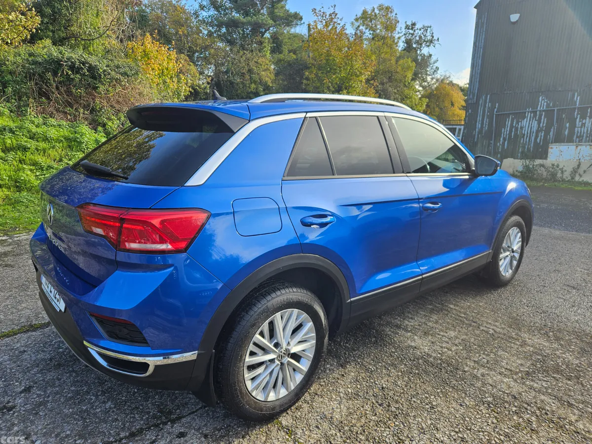 Volkswagen T-Roc SUV, Diesel, 2018, Blue