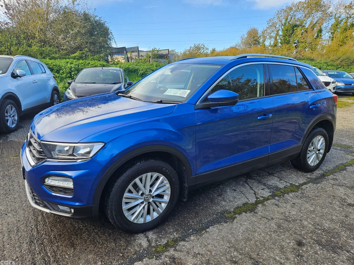 Volkswagen T-Roc SUV, Diesel, 2018, Blue