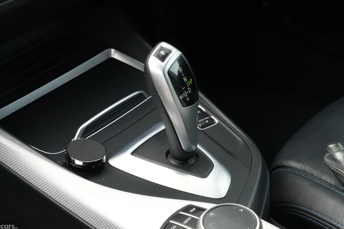 BMW 1-Series Hatchback, Diesel, 2019, Blue