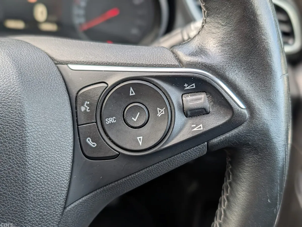 Opel Crossland X SUV, Diesel, 2018, Blue