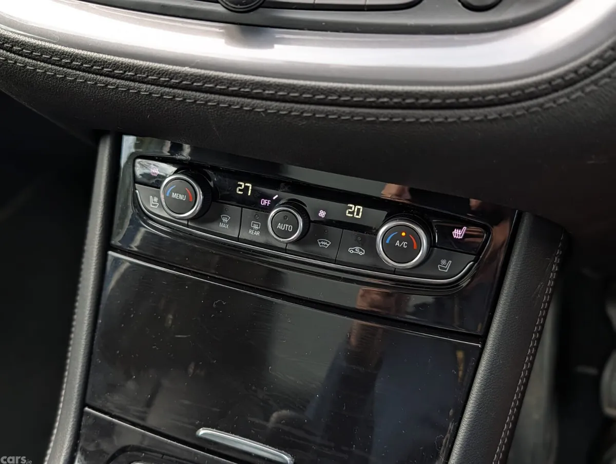 Opel Crossland X SUV, Diesel, 2018, Blue