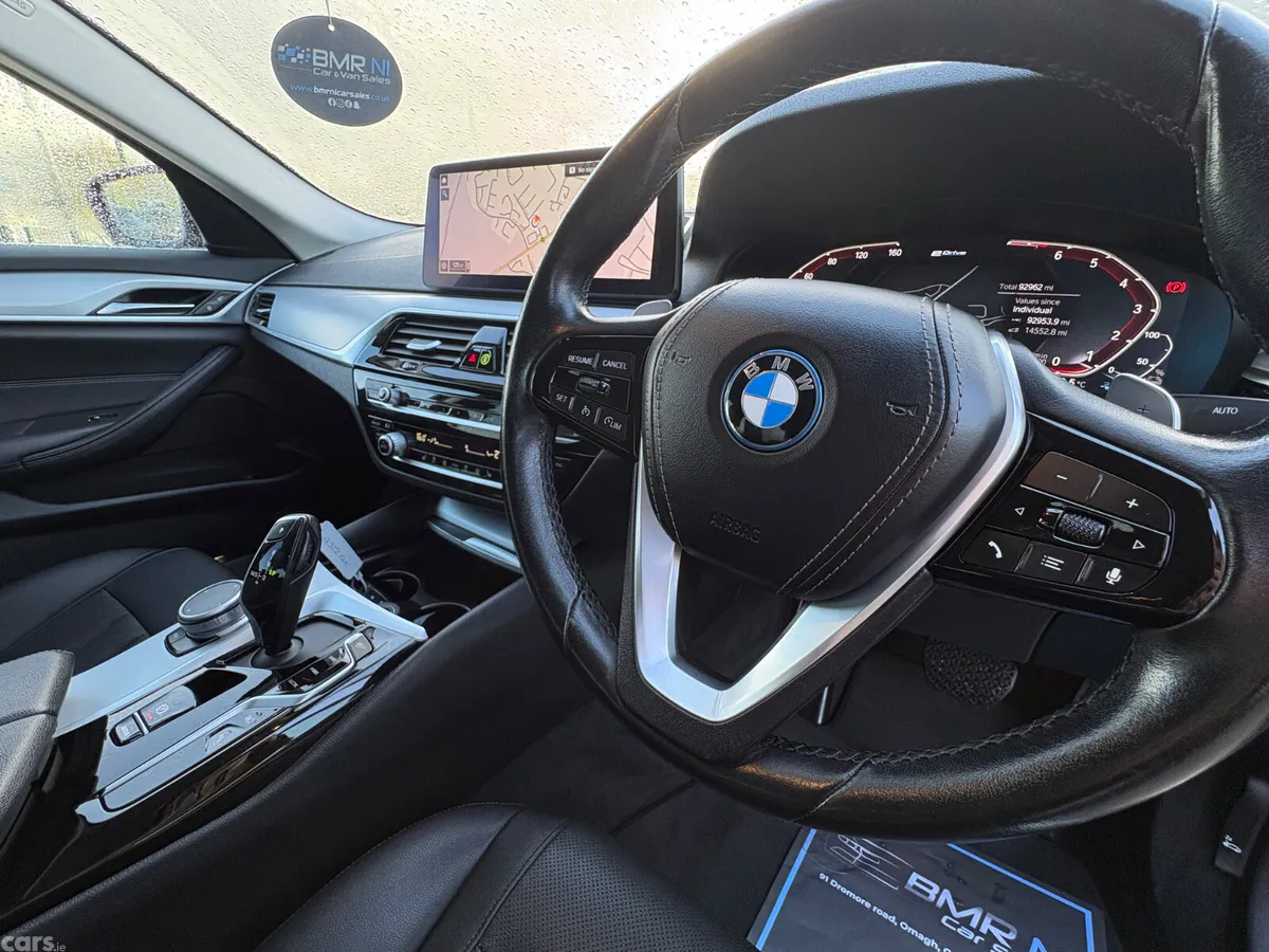 BMW 5-Series Saloon, Petrol Hybrid, 2022, Red