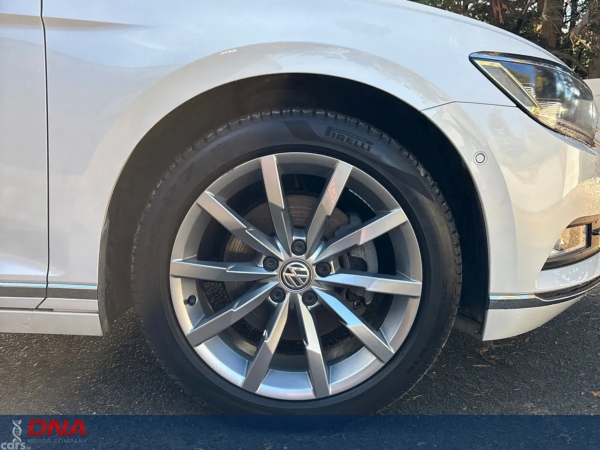 Volkswagen Passat Estate, Diesel, 2018, White