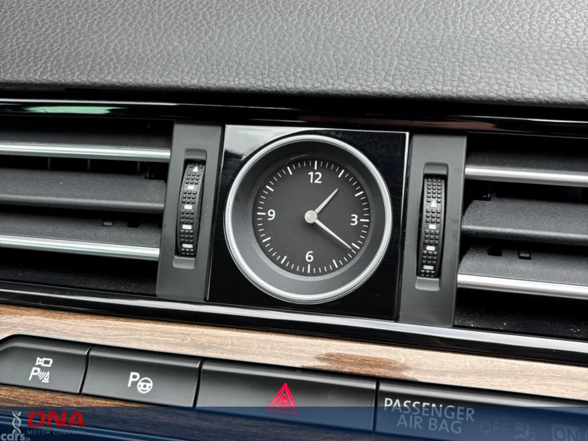 Volkswagen Passat Estate, Diesel, 2018, Silver