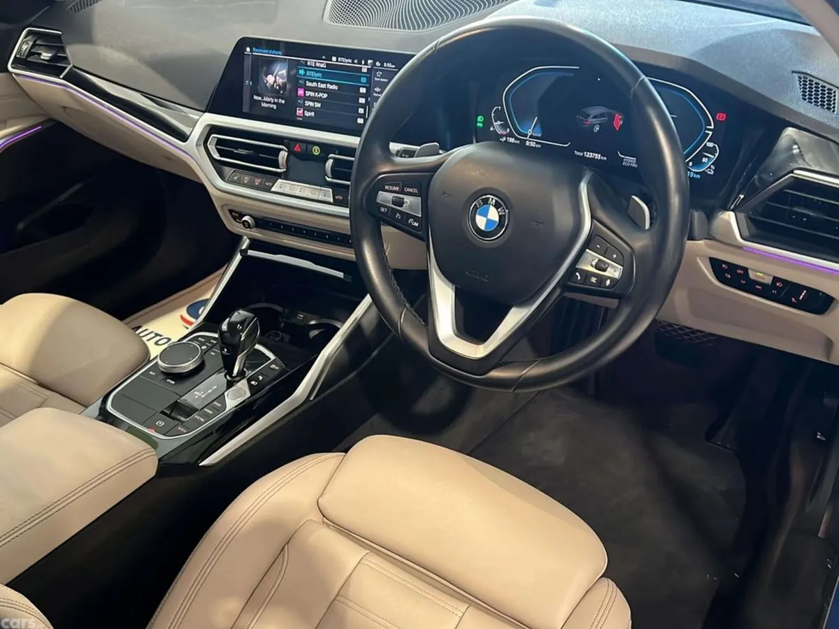 BMW 3-Series Estate, Petrol Hybrid, 2021, Grey