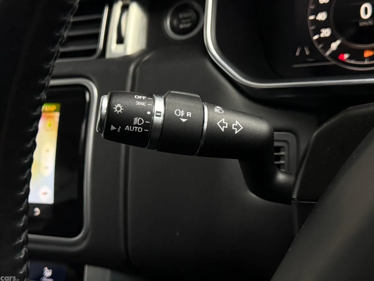 Land Rover Range Rover SUV, Petrol Plug-in Hybrid, 2021, Grey