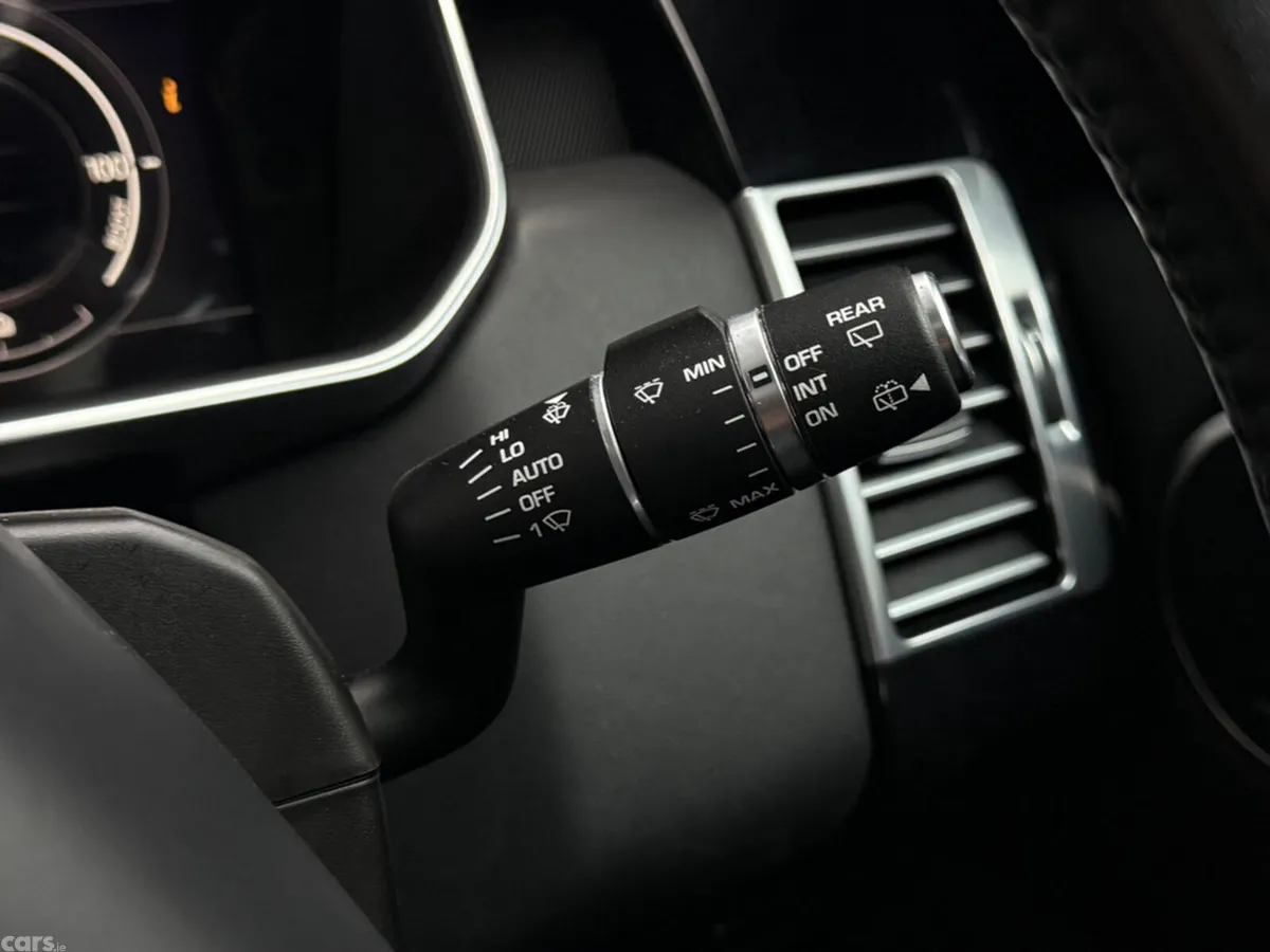 Land Rover Range Rover SUV, Petrol Plug-in Hybrid, 2021, Grey