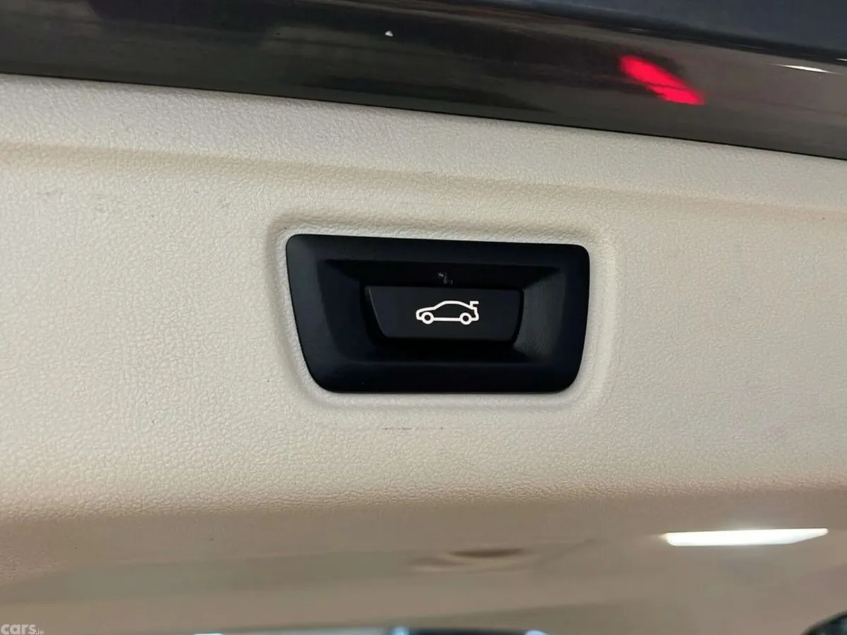 BMW 3-Series Estate, Petrol Hybrid, 2021, Grey