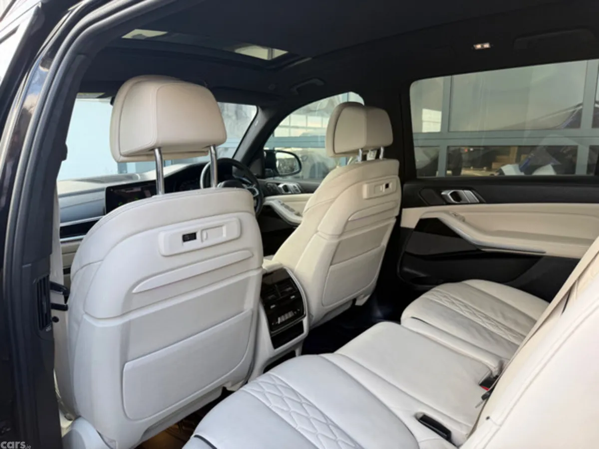 BMW X7 SUV, Diesel, 2020, Black