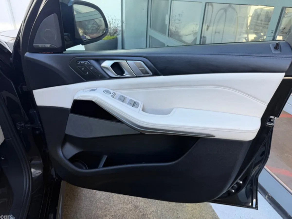 BMW X7 SUV, Diesel, 2020, Black