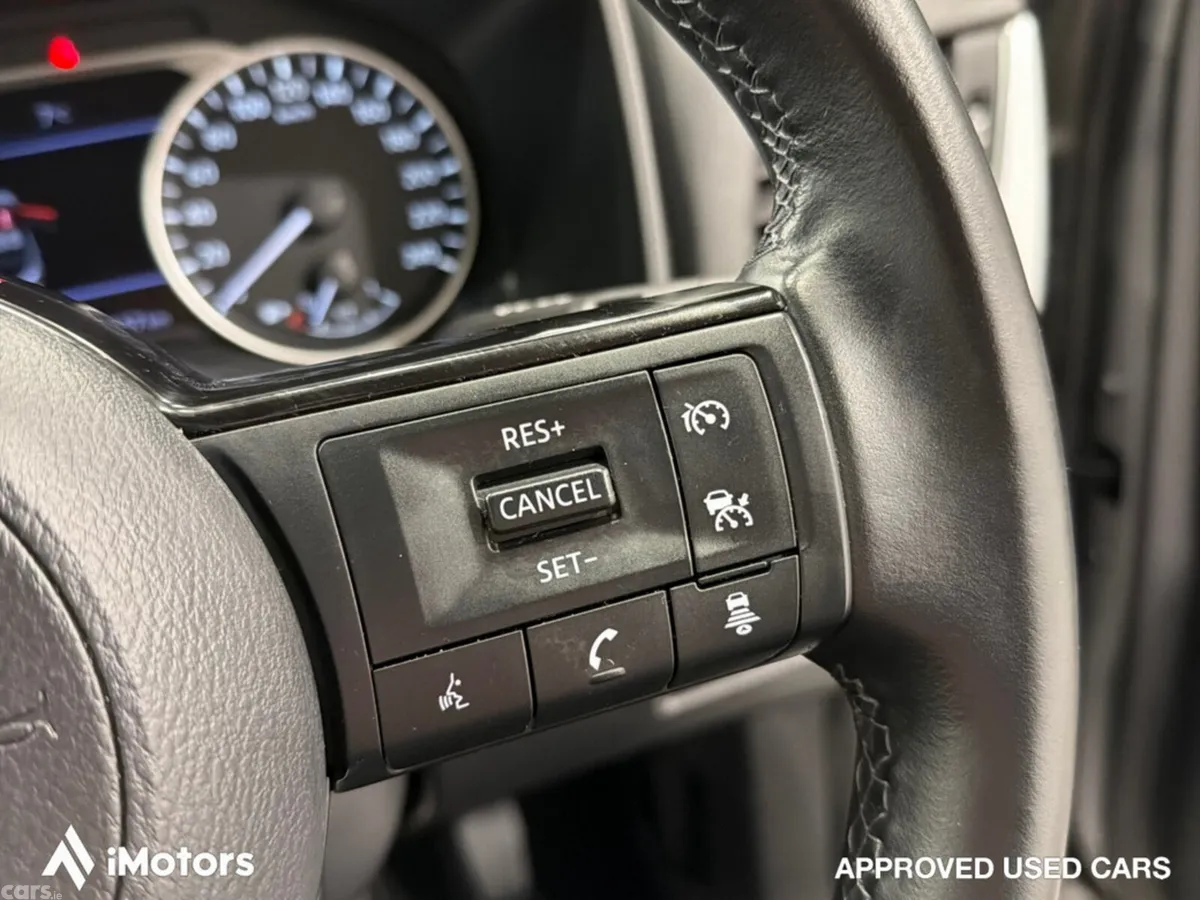 Nissan Qashqai SUV, Petrol, 2022, Grey