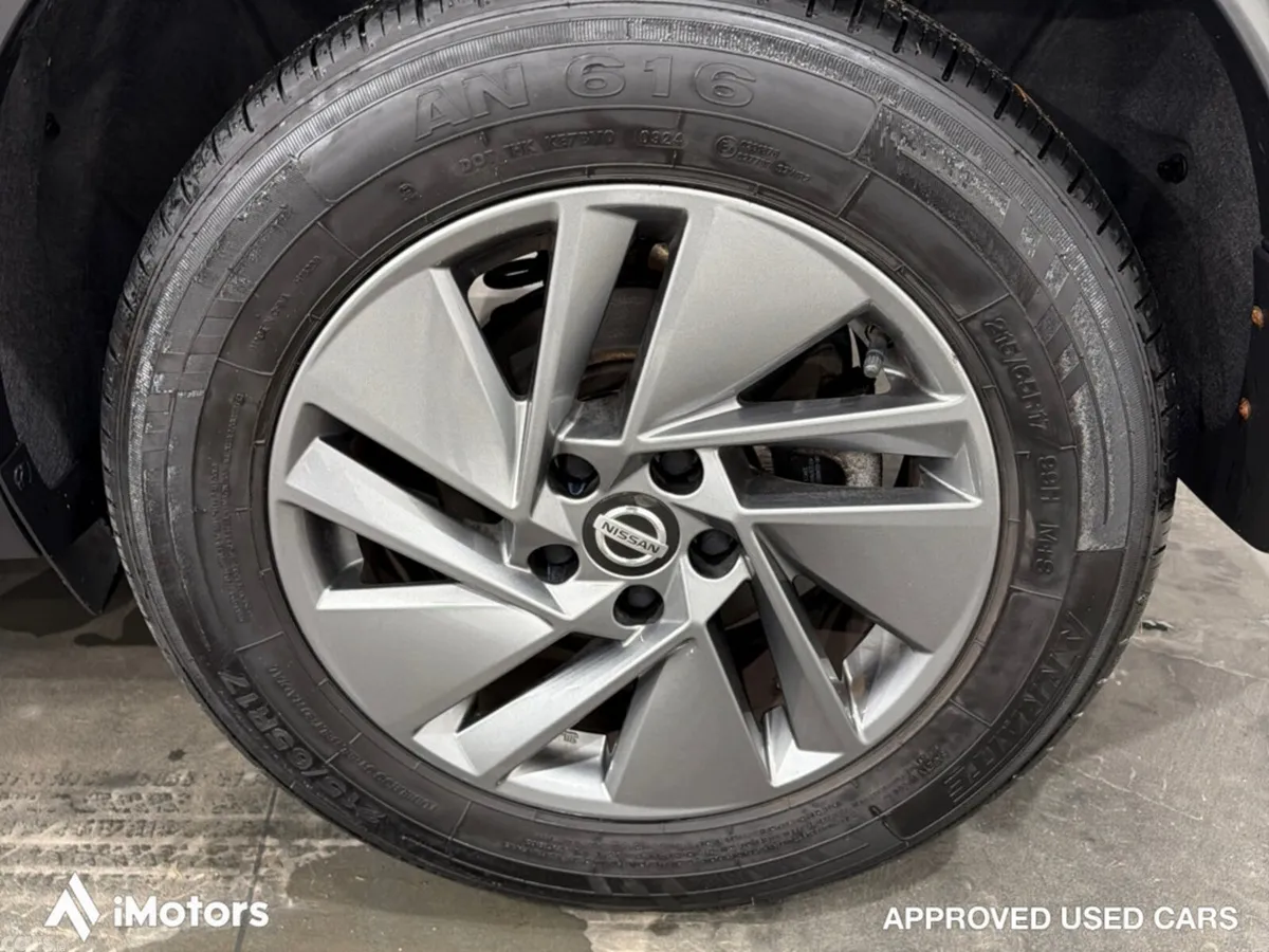 Nissan Qashqai SUV, Petrol, 2022, Grey