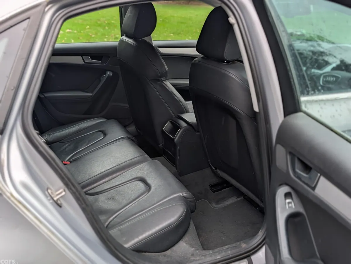 Audi A4 Saloon, Diesel, 2015, Silver