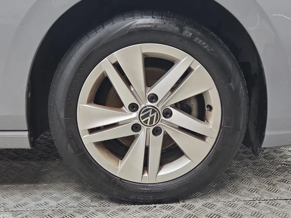 Volkswagen Golf Estate, Petrol, 2023, Grey