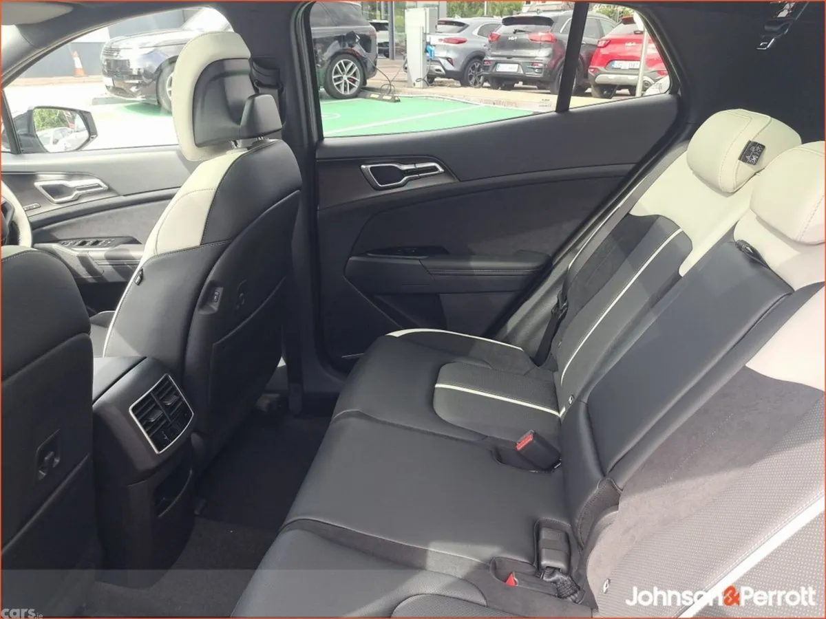 Kia Sportage SUV, Diesel Hybrid, 2026, Grey
