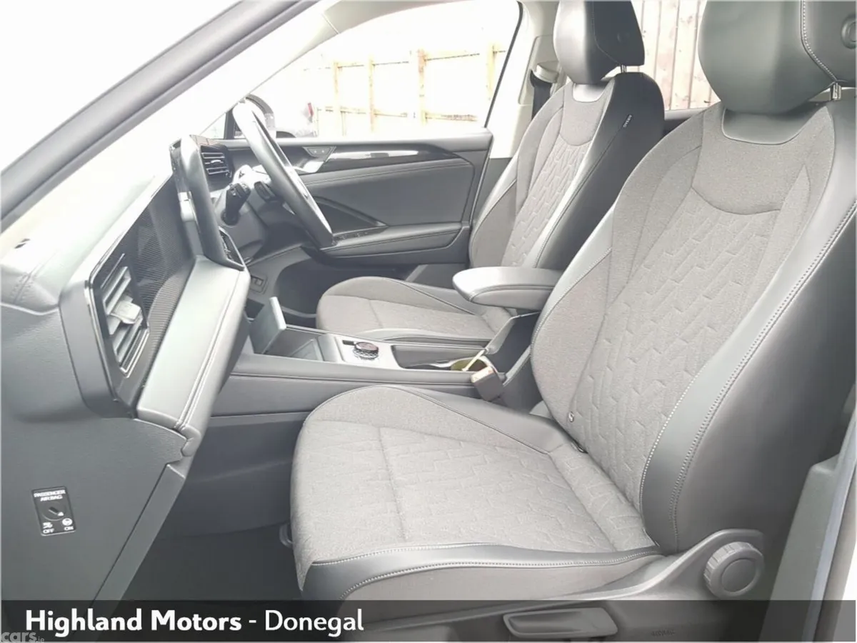 Volkswagen Tiguan SUV, Diesel, 2024, White