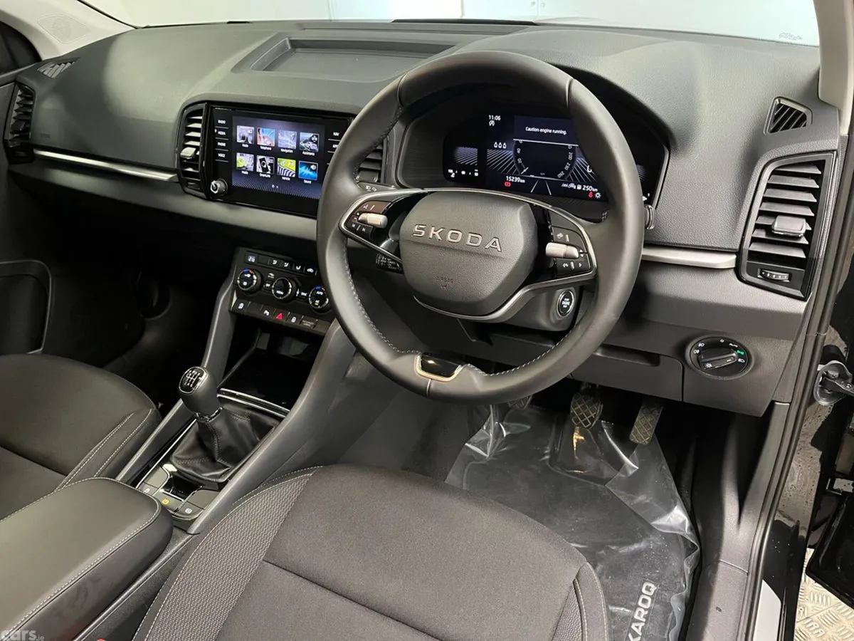 Skoda Karoq SUV, Petrol, 2026, Black