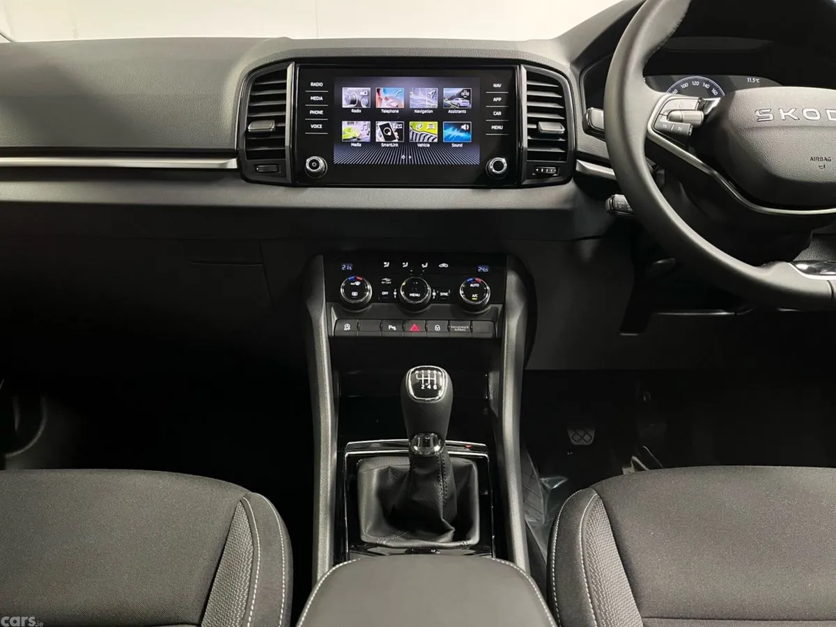 Skoda Karoq SUV, Petrol, 2026, Black