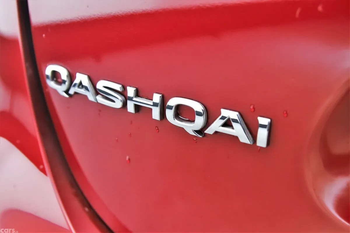 Nissan Qashqai SUV, Petrol, 2018, Red