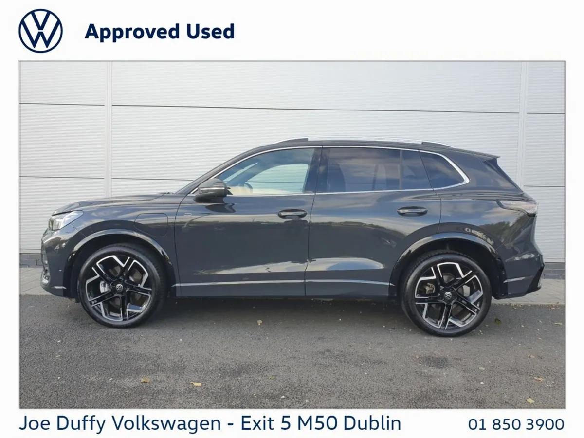 Volkswagen Tiguan SUV, Petrol Plug-in Hybrid, 2025, Grey