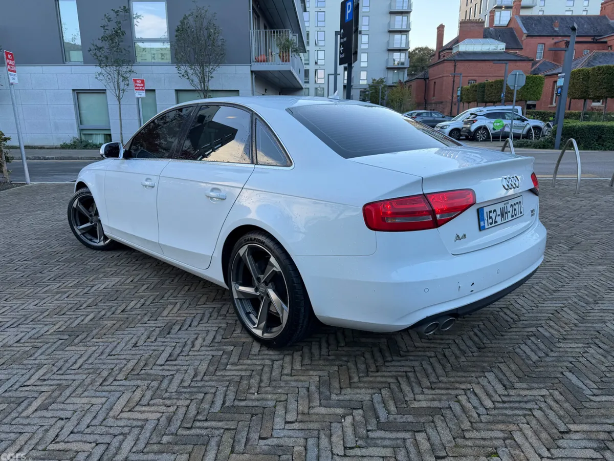 Audi A4 Saloon, Diesel, 2015, White
