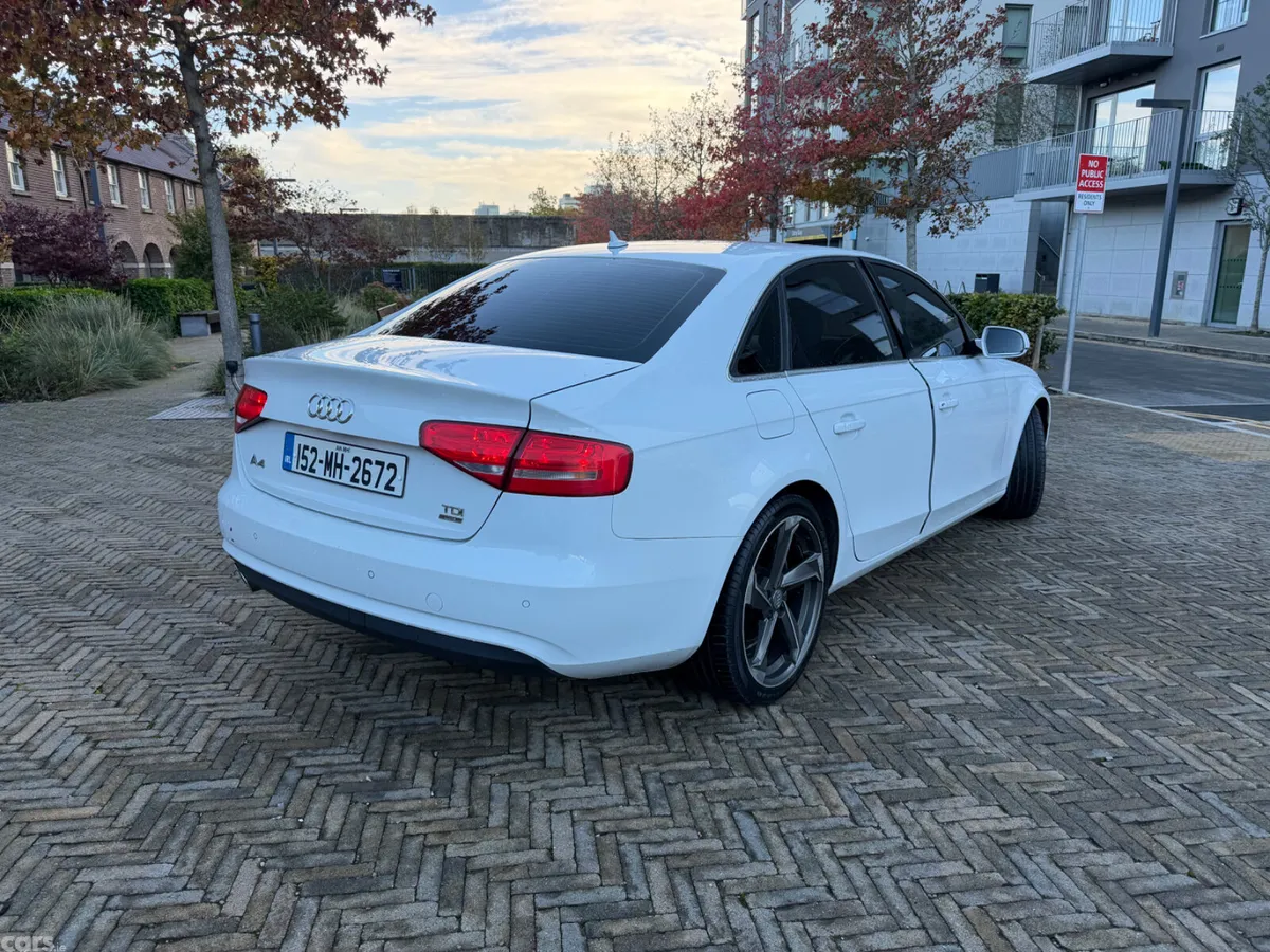 Audi A4 Saloon, Diesel, 2015, White