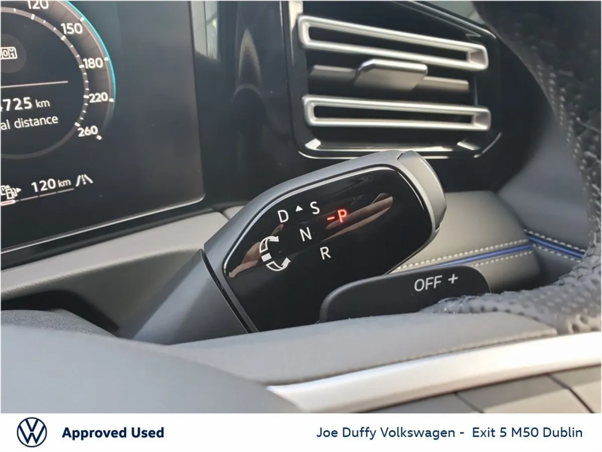 Volkswagen Tiguan SUV, Petrol Plug-in Hybrid, 2025, Grey