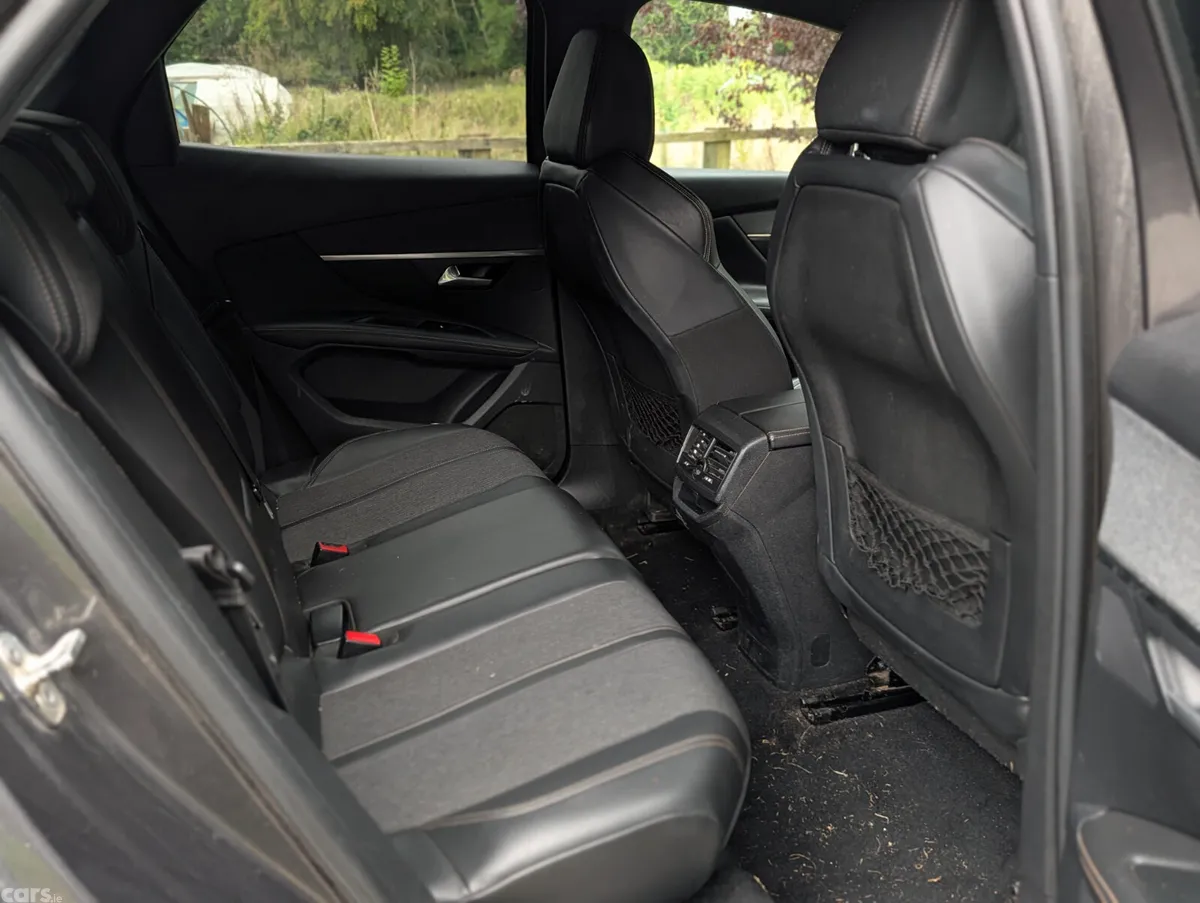 Peugeot 3008 Hatchback, Diesel, 2018, Grey