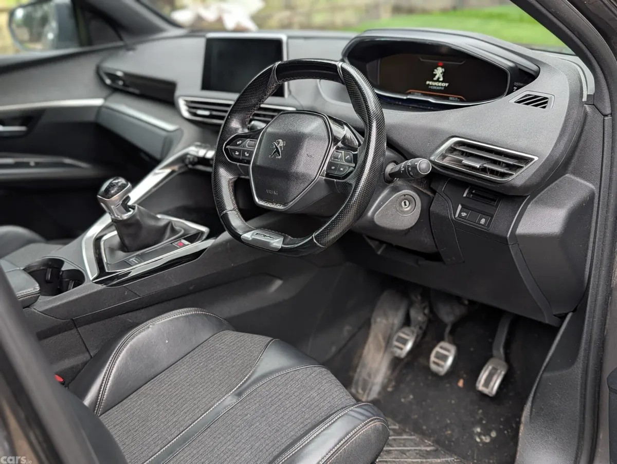 Peugeot 3008 Hatchback, Diesel, 2018, Grey