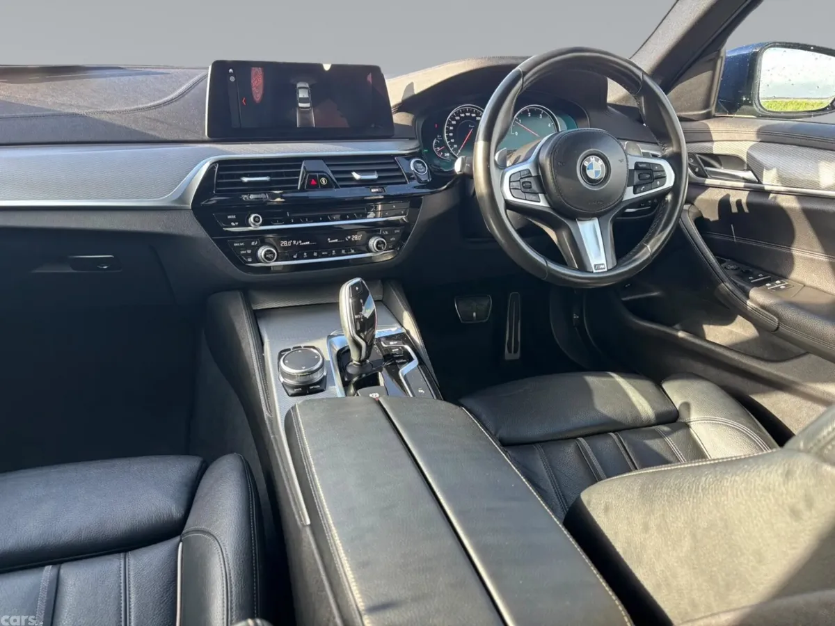 BMW 5-Series Saloon, Diesel, 2018, Blue