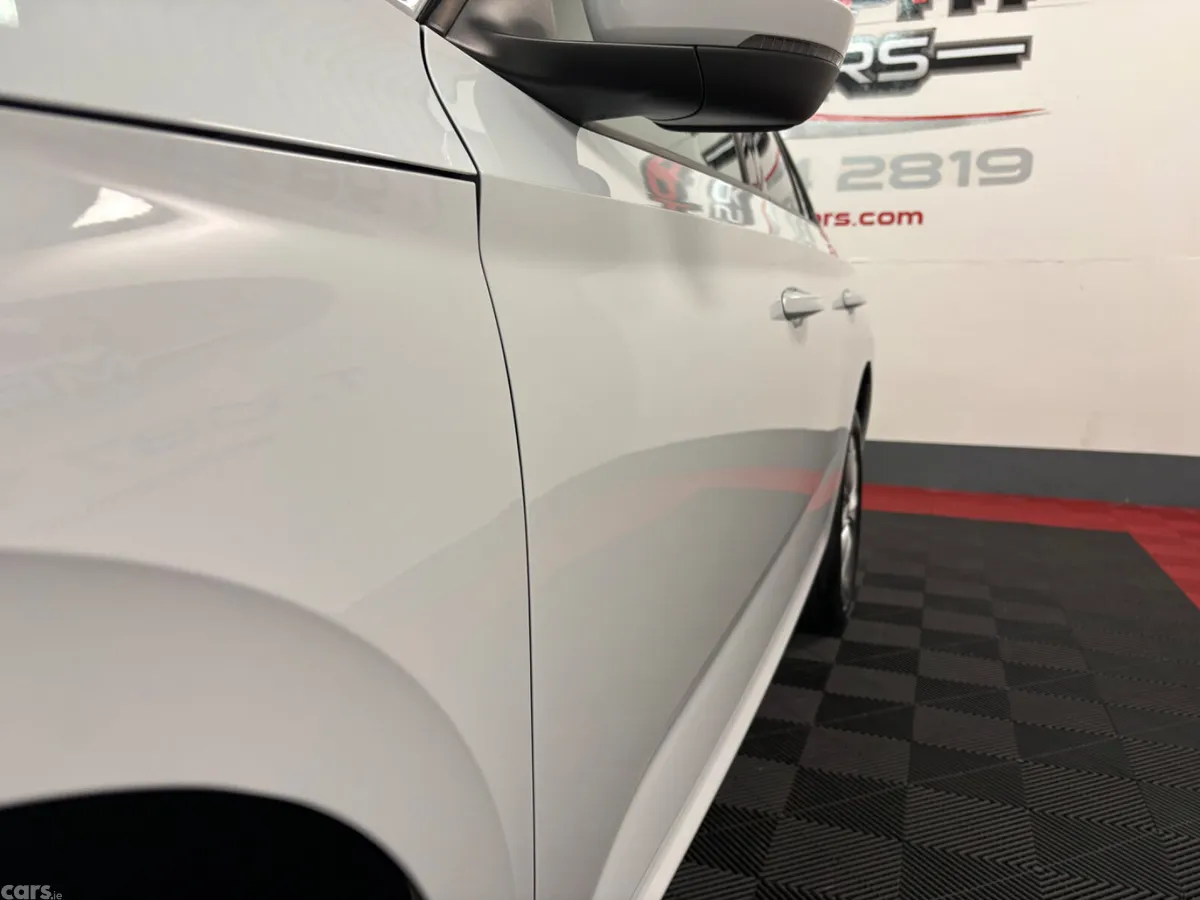 Skoda Kamiq SUV, Petrol, 2021, White