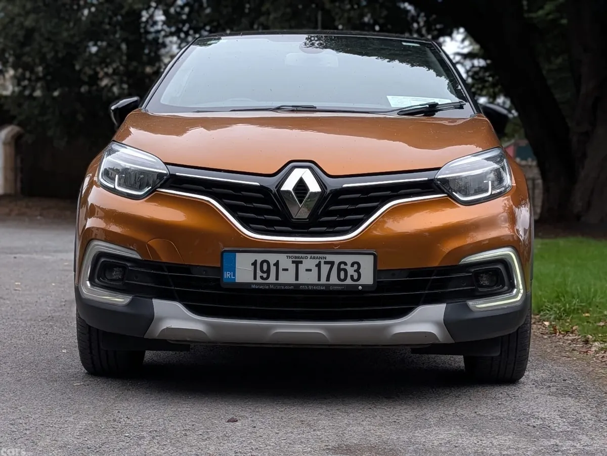 Renault Captur Hatchback, Diesel, 2019, Orange