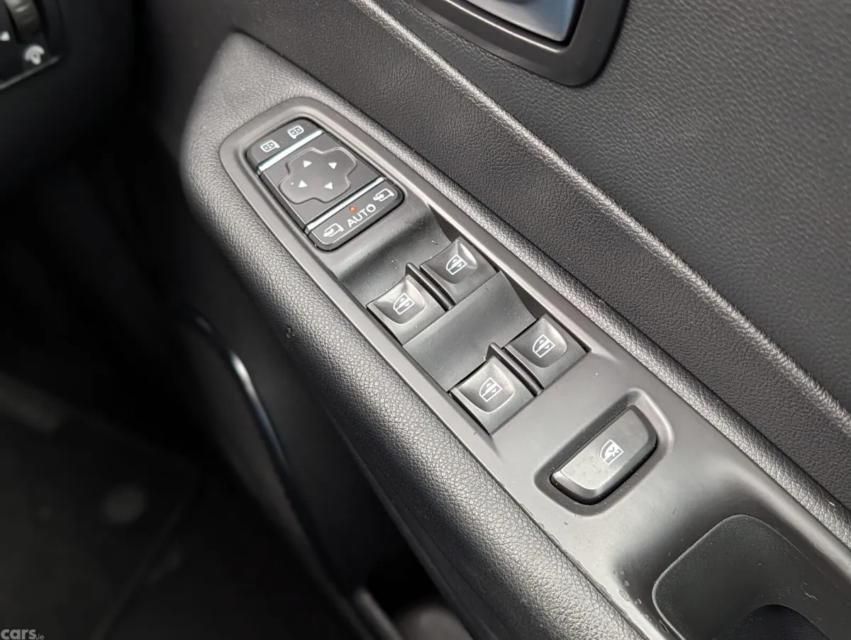 Renault Captur Hatchback, Diesel, 2019, Orange