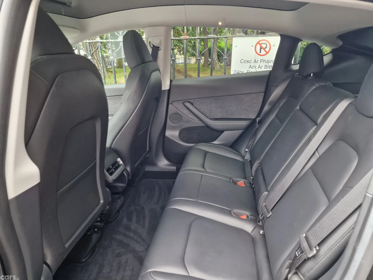 Tesla Model Y MPV, Electric, 2024, Black