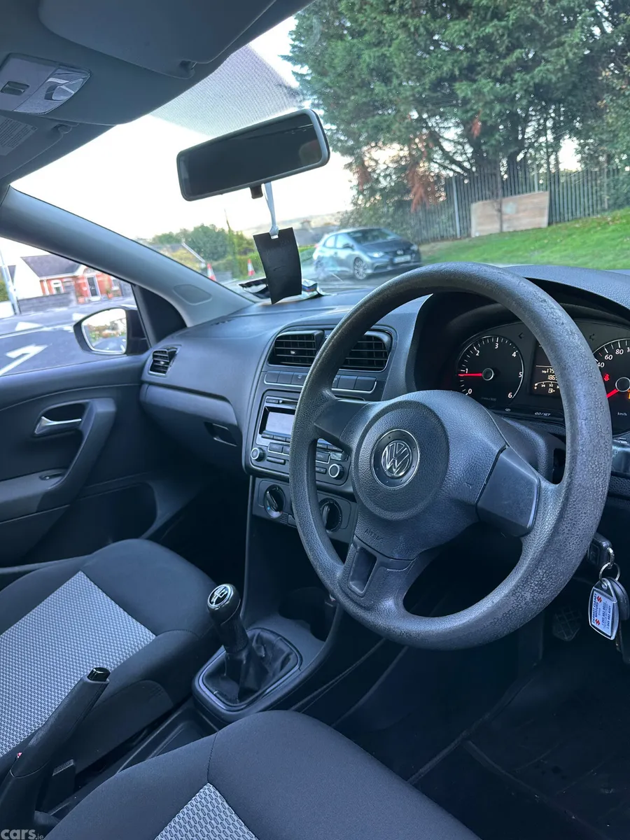 Volkswagen Polo Hatchback, Diesel, 2010, Black