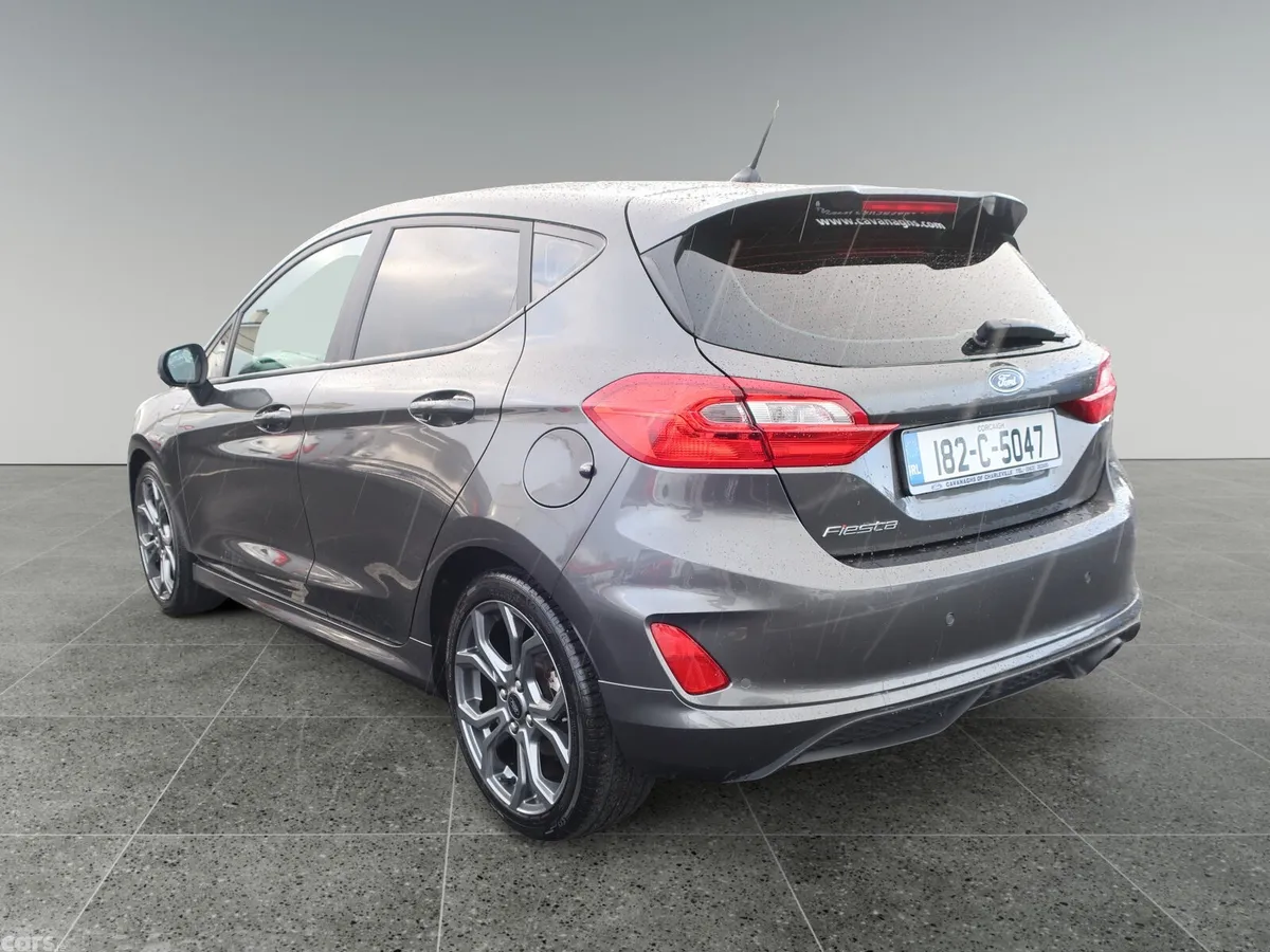 Ford Fiesta Hatchback, Petrol, 2018, Grey