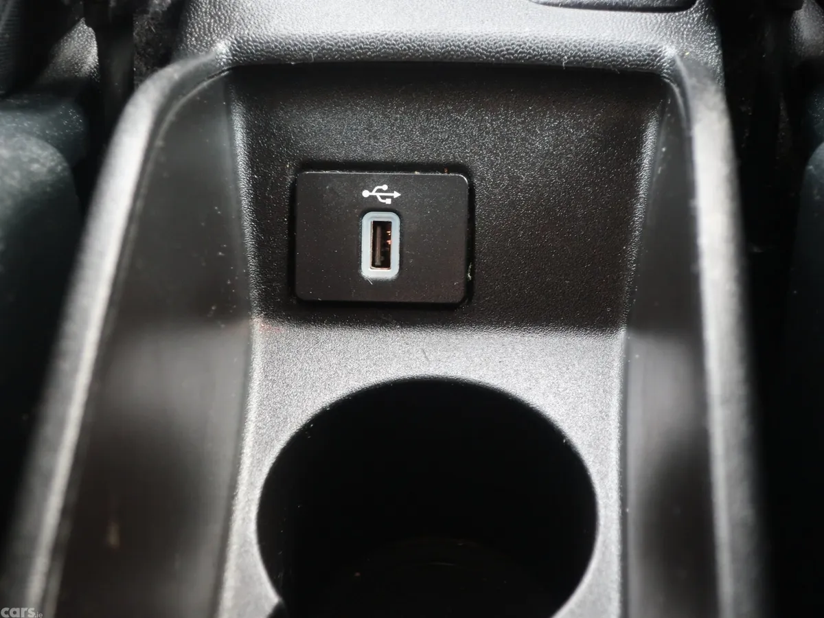 Ford Fiesta Hatchback, Petrol, 2018, Grey