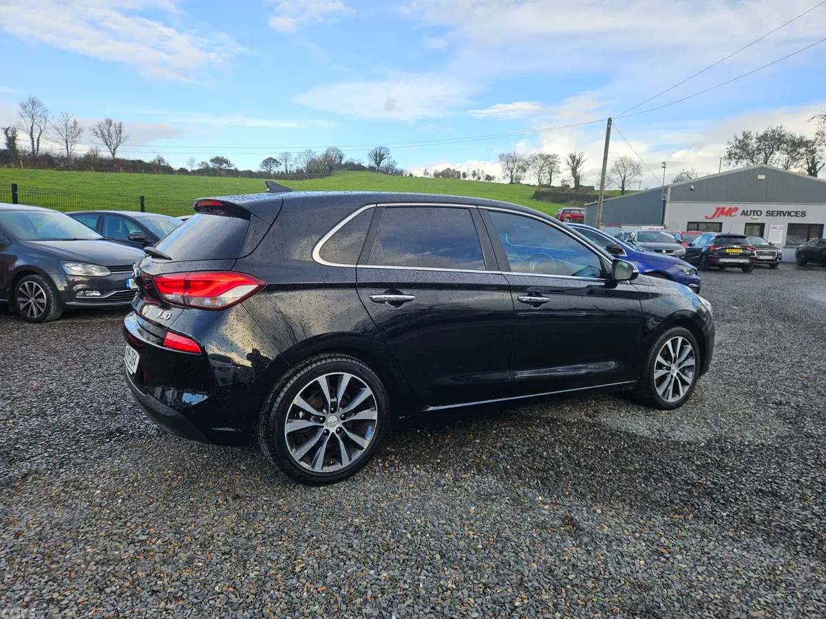 Hyundai i30 Hatchback, Petrol, 2018, Black