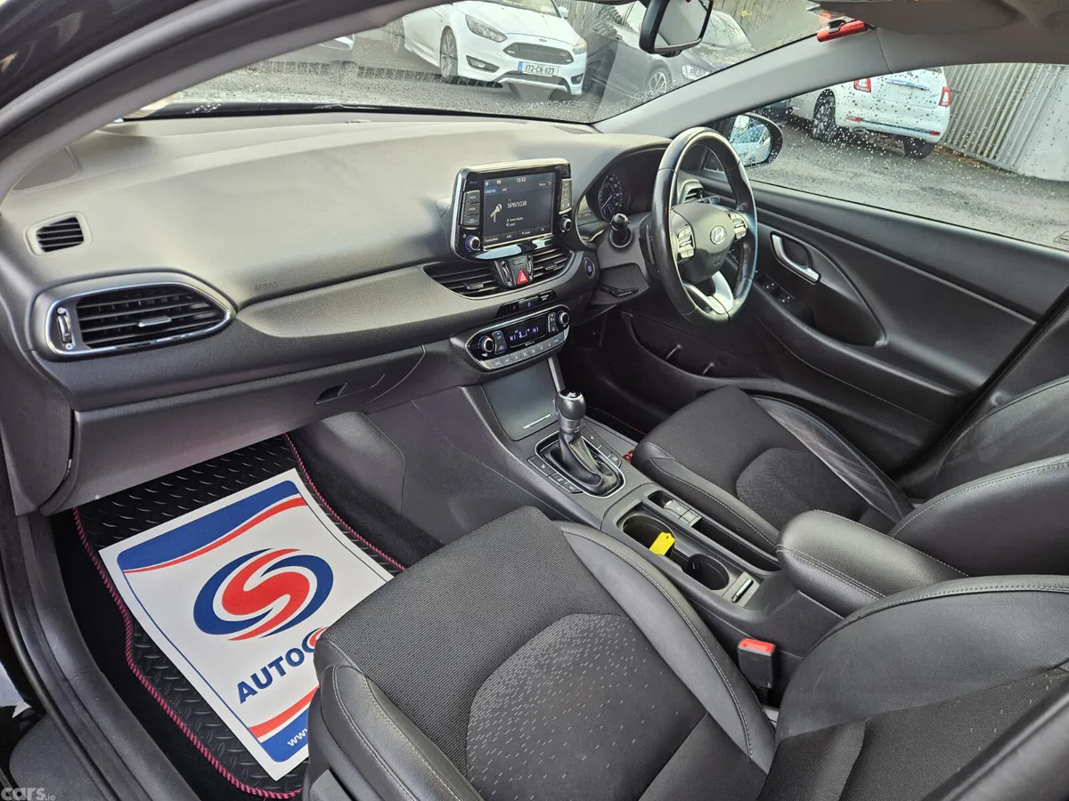 Hyundai i30 Hatchback, Petrol, 2018, Black