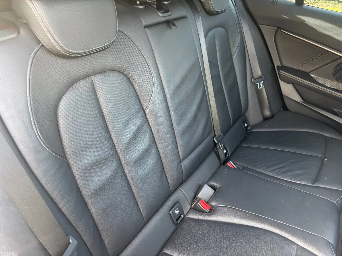 BMW 1-Series Hatchback, Diesel, 2021, Black