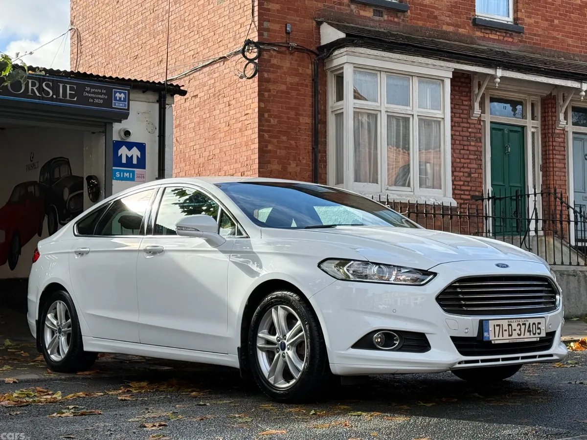 Ford Mondeo Hatchback, Diesel, 2017, White